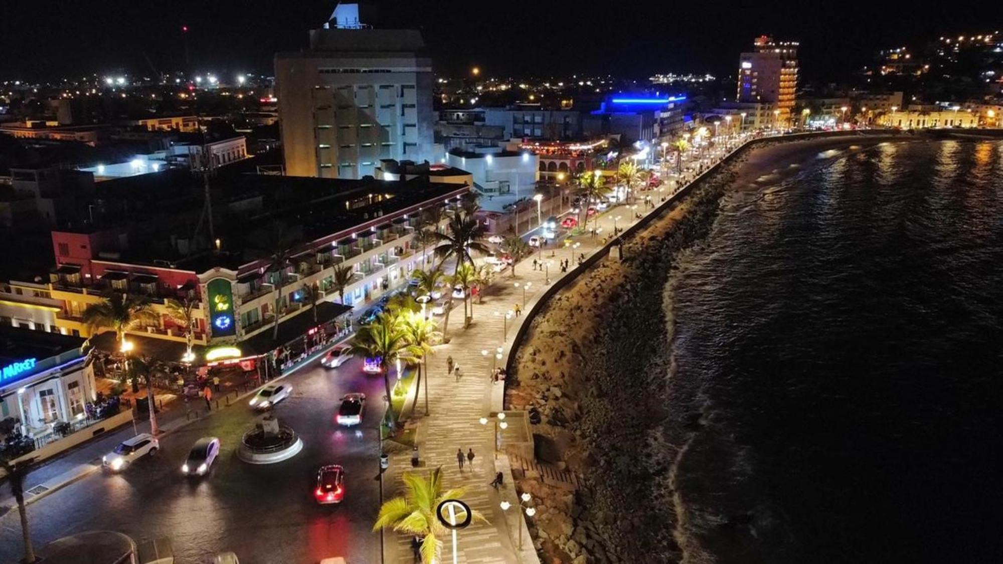 Hotel La Siesta Malecon ماساتلان المظهر الخارجي الصورة